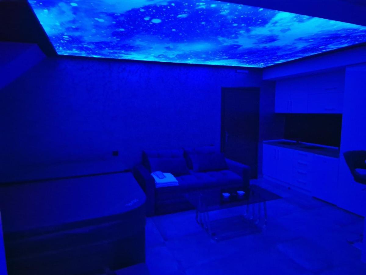 Hedonic Wellness Апартаменты *